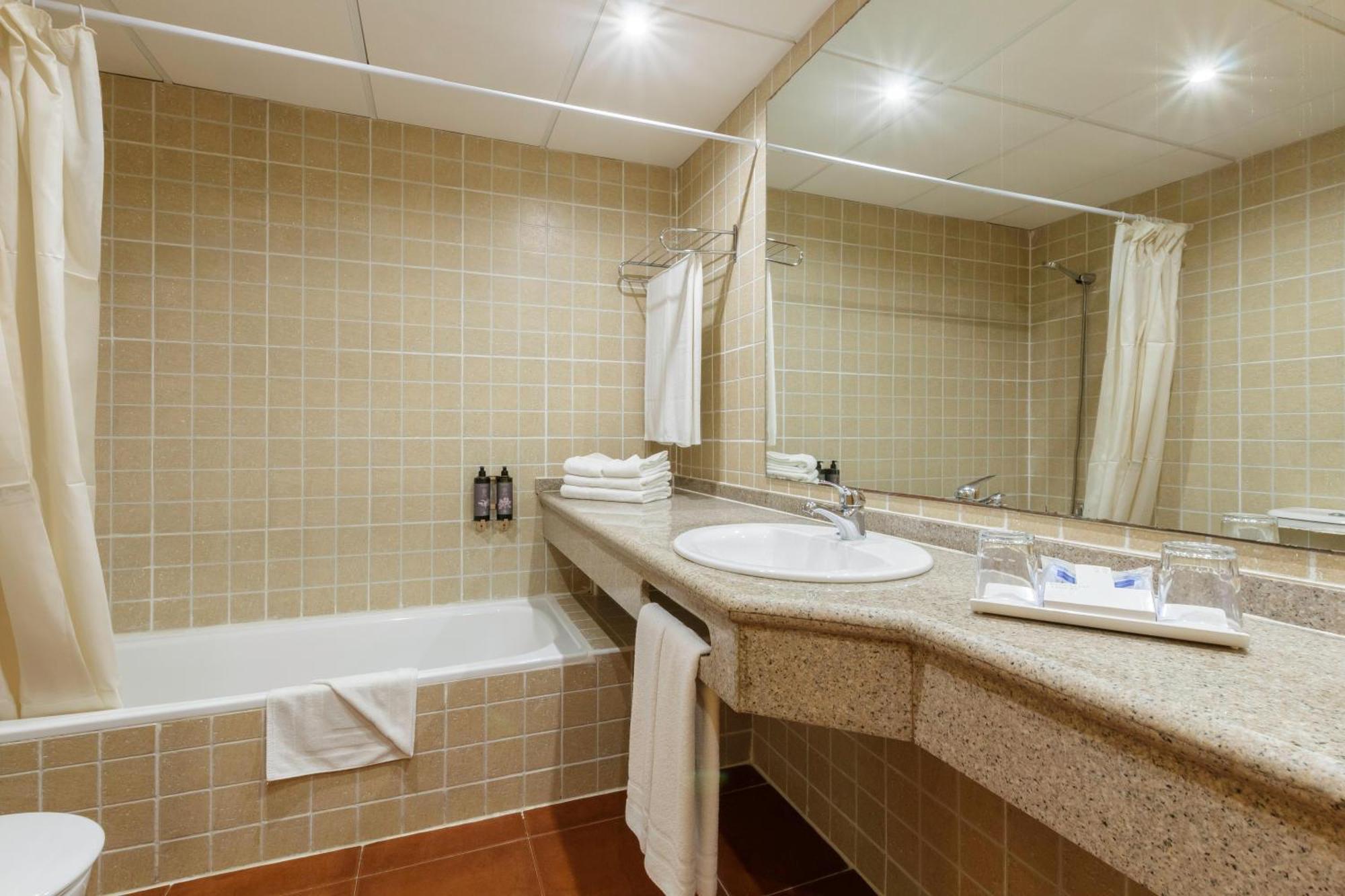 Apartamentos Best Alcazar Ла-Эррадура Экстерьер фото