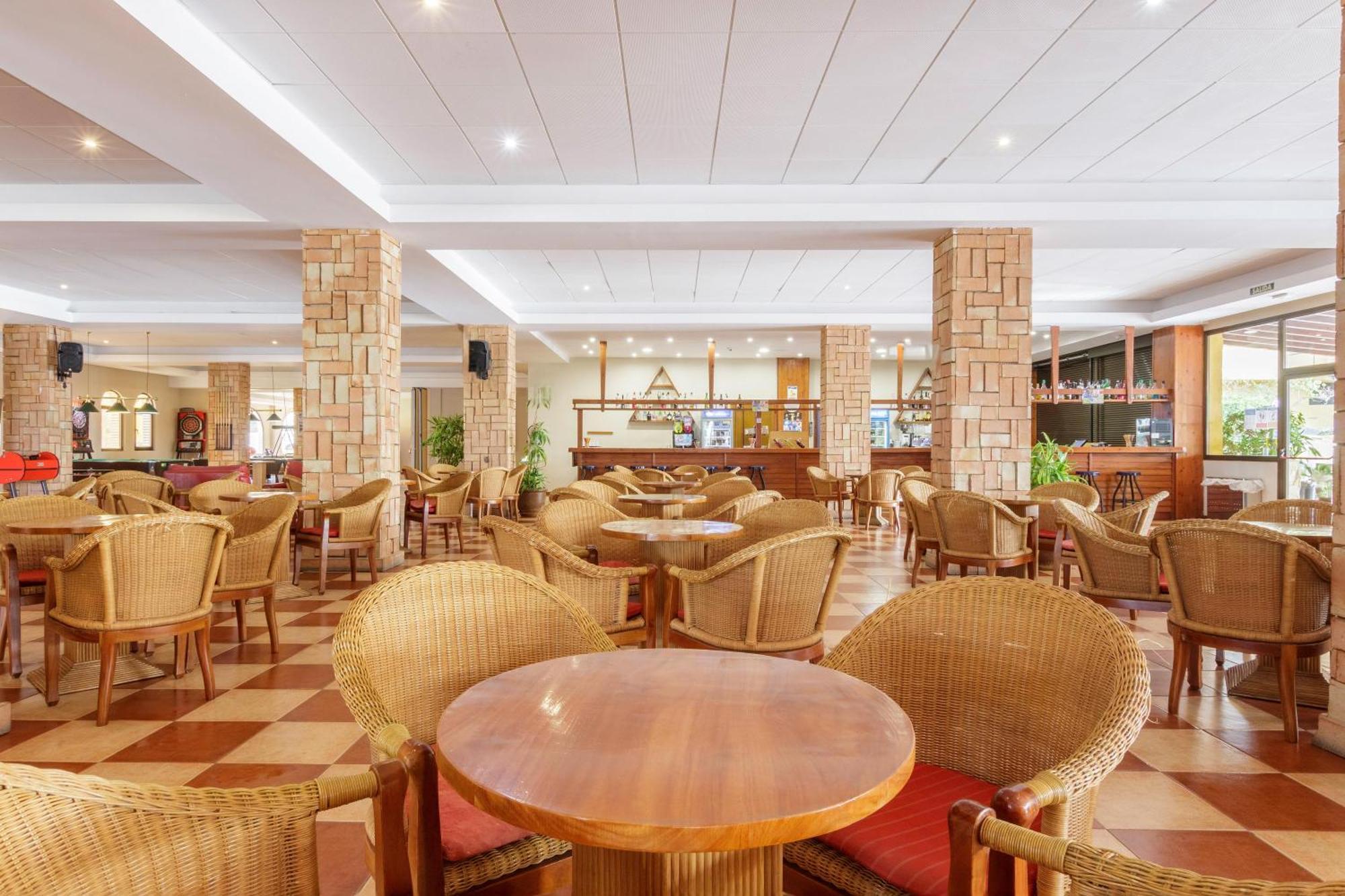 Apartamentos Best Alcazar Ла-Эррадура Экстерьер фото